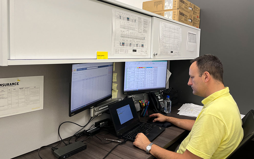 How Do You Succeed As A Project Manager In Construction? 4 Construction Project Manager in Ontario