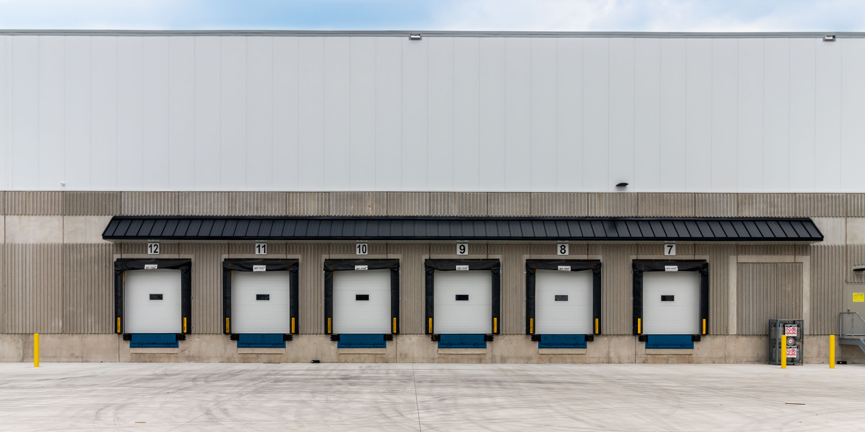 Bronte Creek Corporate Centre at 1213 International Blvd. in Burlington, ON